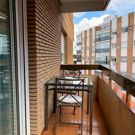 Apartmán El Nuevo Corazon De Triana Next Feria Renovado Febrero 2025 Sevilla Exteriér fotografie
